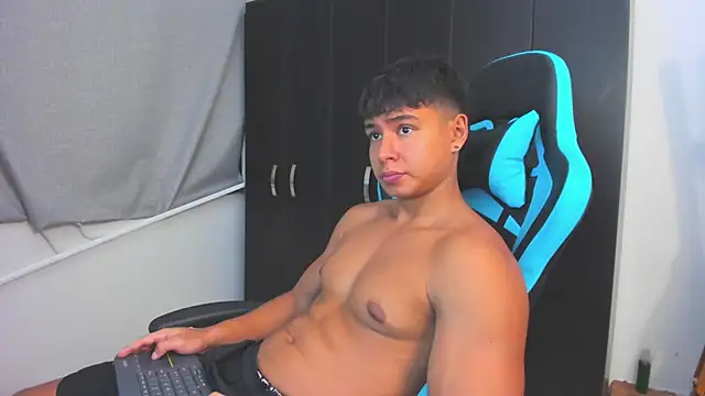 Bray Kevin online show from December 1, 11:41 pm