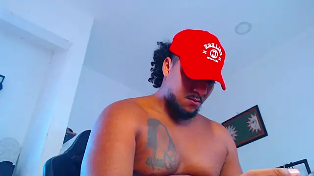 yosoy enzo2020 online show from February 15, 12:24 pm