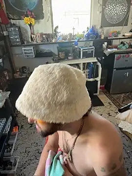 BobbyQ29 online show from March 4, 4:03 pm