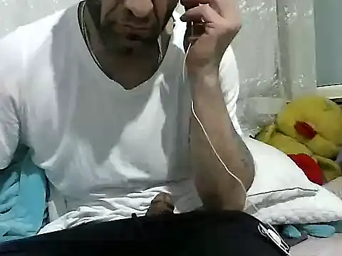 Snapshot of Aktorihann chatting on October 23, 11:51 pm Aktorihann online show from October 23, 11:51 pm