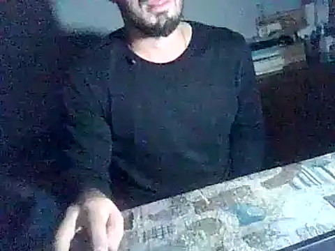 giorgakaci69 online show from September 23, 9:47 pm