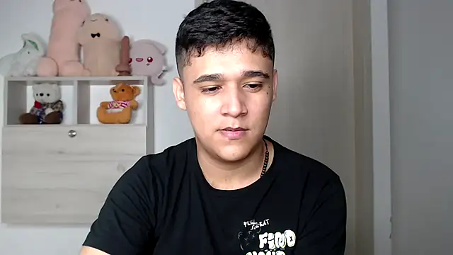 kaiine190 online show from November 8, 7:00 am