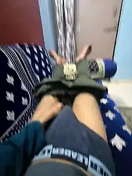 Yours1311 online show from November 7, 3:37 pm