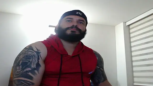 alexandergranda71 online show from March 14, 11:41 pm