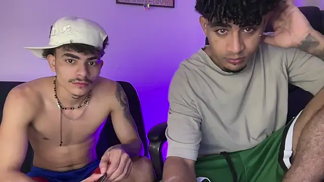 dominic brandd23 online show from February 13, 4:01 pm