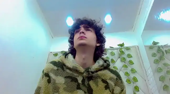 Sr BonnyEthan online show from December 23, 1:45 pm