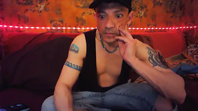 Snapshot of Tony_Torrente chatting on March 9, 5:00 am Tony Torrente online show from March 9, 5:00 am