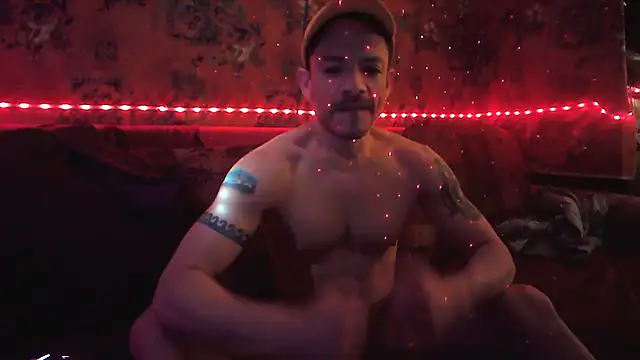 Snapshot of Tony_Torrente chatting on March 14, 5:35 pm Tony Torrente online show from March 14, 5:35 pm