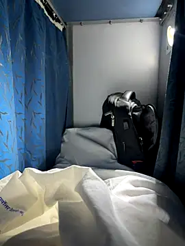 yadavindra85 online show from November 20, 7:02 pm