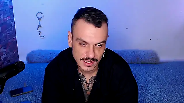 cek 186 online show from January 9, 4:45 pm