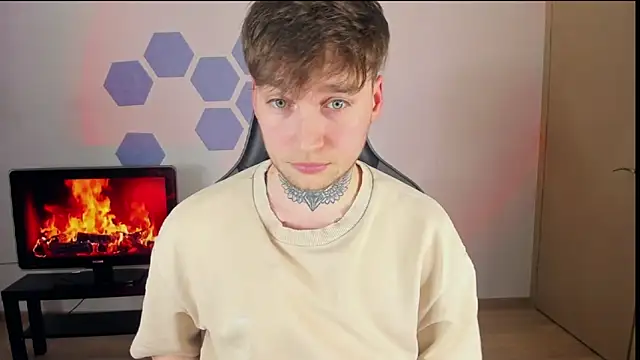 Chris Tyson online show from January 12, 7:21 pm