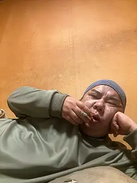 punk0805 online show from February 14, 5:08 pm