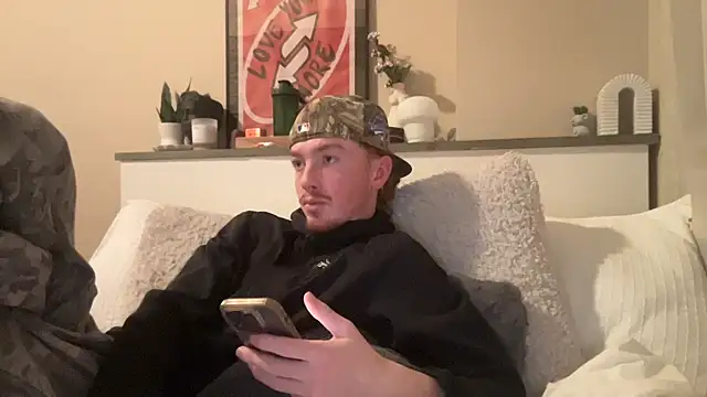 younghungginger online show from December 19, 11:14 pm