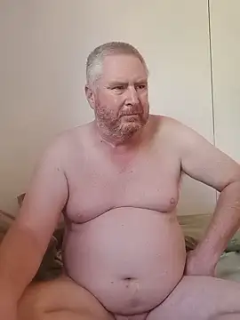 Snapshot of SA_BULL chatting on March 3, 6:02 am SA BULL online show from March 3, 6:02 am