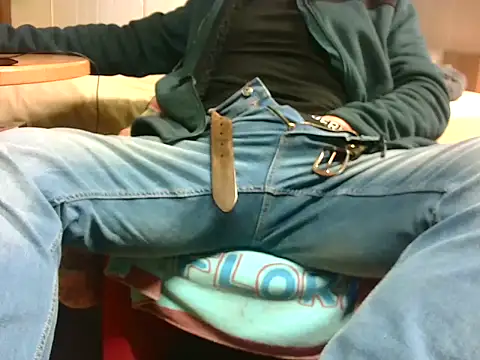 Giulio35 Pika online show from March 21, 6:17 am