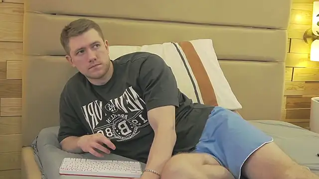 EthanPinkman online show from February 3, 6:22 am