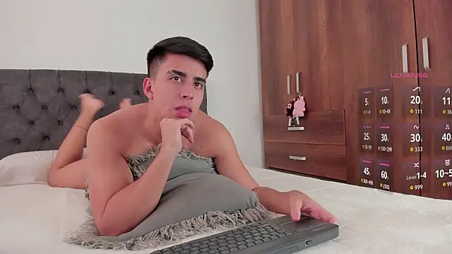 jordanmuskk online show from November 4, 8:54 pm