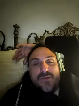 Snapshot of italovene chatting on October 25, 9:38 pm italovene online show from October 25, 9:38 pm