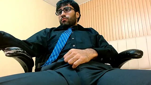 MilanZaire online show from January 10, 11:09 pm