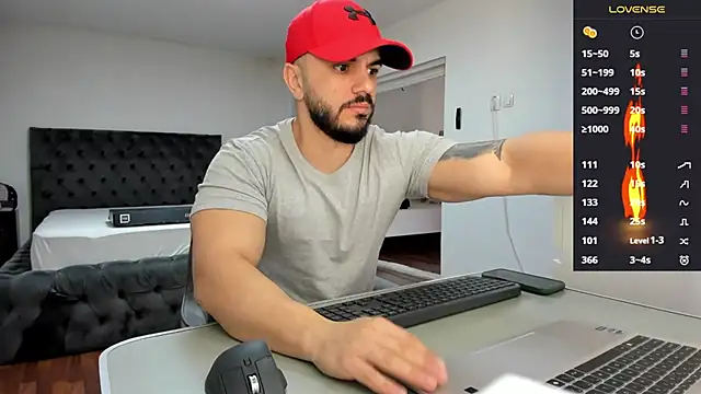 supermanboy94 online show from February 3, 7:35 am