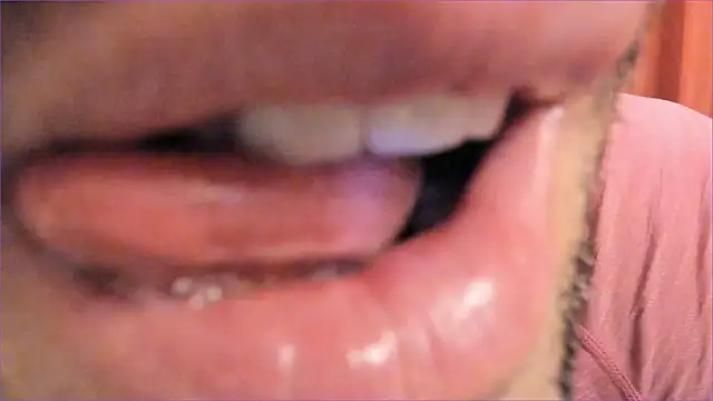 HotHunkTrainer online show from September 14, 7:10 am