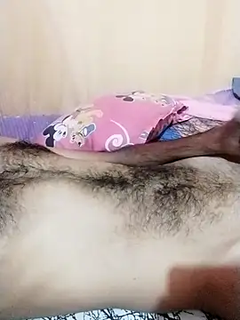 Snapshot of huccus12 chatting on September 25, 5:34 pm huccus12 online show from September 25, 5:34 pm