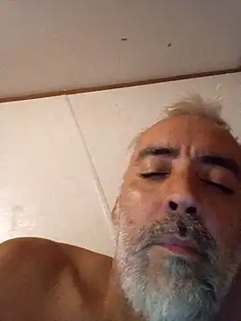 Xoc8  online show from December 15, 5:13 am