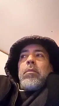 Xoc8  online show from January 6, 8:50 pm