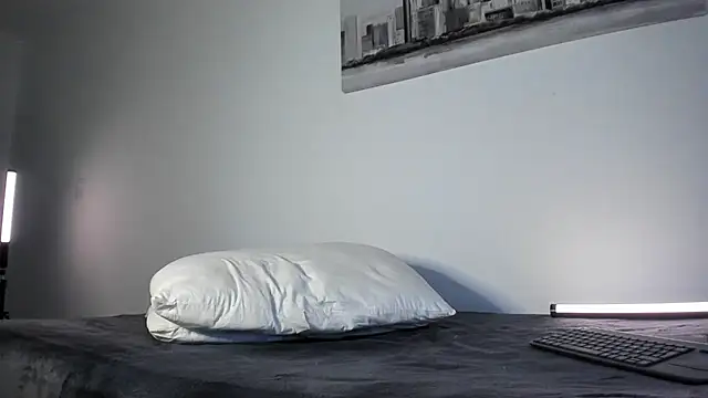 a lejandro 0 8 online show from March 17, 2:19 am