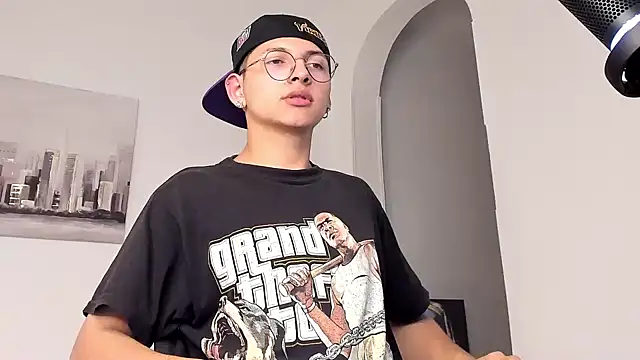 a lejandro 0 8 online show from March 9, 4:05 am