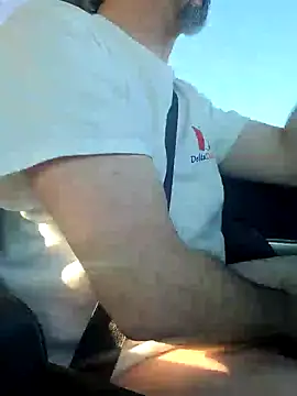 Snapshot of Jacknjimmyjohn chatting on January 17, 5:53 pm Jacknjimmyjohn online show from January 17, 5:53 pm