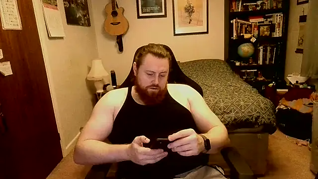 Hairy Guy30 online show from March 19, 7:39 pm