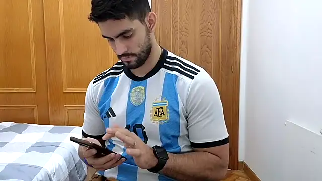 Jackyrose online show from January 27, 11:11 am