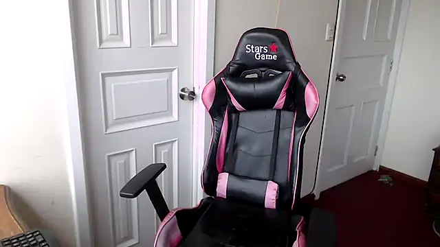 Jackyrose online show from October 6, 6:12 pm