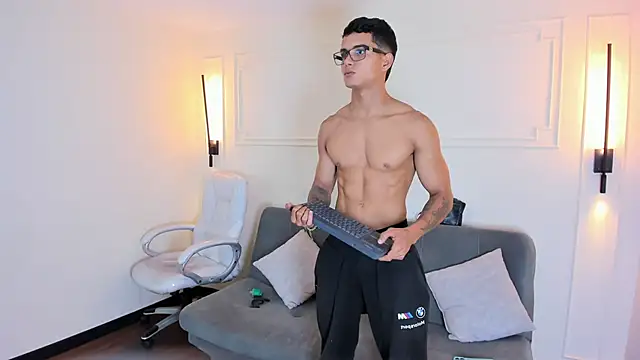 Paradise boy s online show from September 9, 10:41 pm