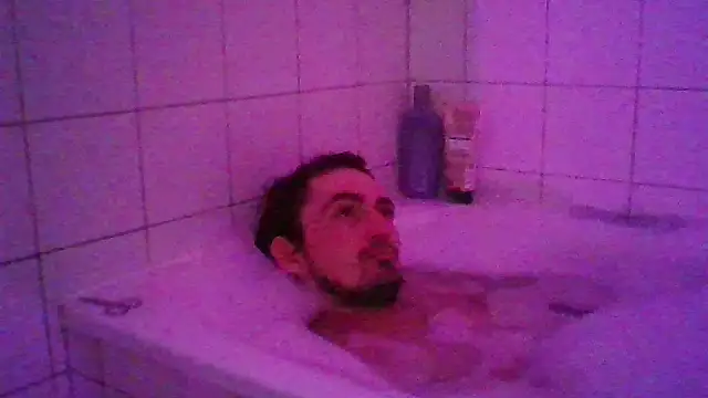 Wesleymodel online show from March 11, 11:01 pm