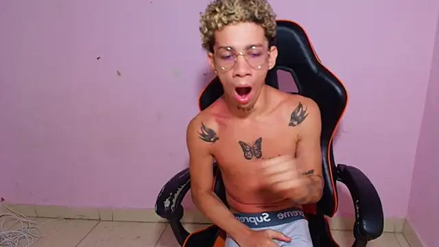 mateodeamjo online show from November 11, 9:25 am