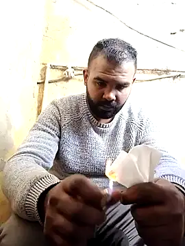 Snapshot of ListedLoin chatting on January 2, 9:11 am ListedLoin online show from January 2, 9:11 am