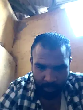 Snapshot of ListedLoin chatting on October 31, 2:31 pm ListedLoin online show from October 31, 2:31 pm