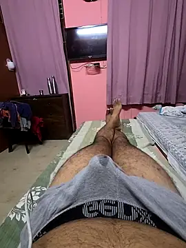 Snapshot of Loveboycurvy chatting on October 4, 2:22 pm Loveboycurvy online show from October 4, 2:22 pm