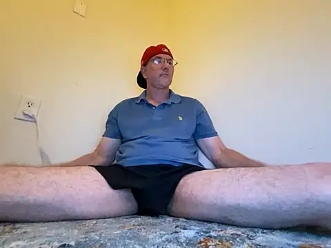 Snapshot of KrixKross chatting on January 24, 2:49 am KrixKross online show from January 24, 2:49 am