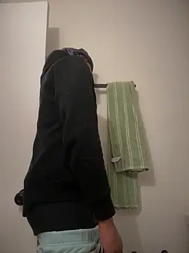 1BeautyN1Beast online show from January 14, 9:36 am