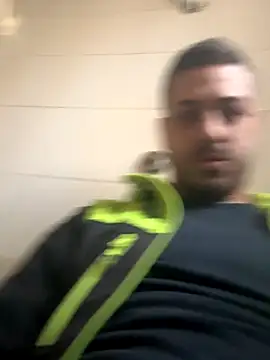 iltoscano95 online show from November 22, 1:11 pm