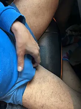 dreamy lusty01 online show from March 14, 8:28 pm