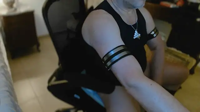 slzypvtpig online show from December 21, 11:29 am