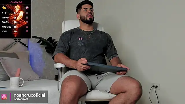 noah crux online show from January 7, 12:27 pm