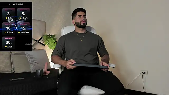 noah crux online show from February 7, 12:28 pm