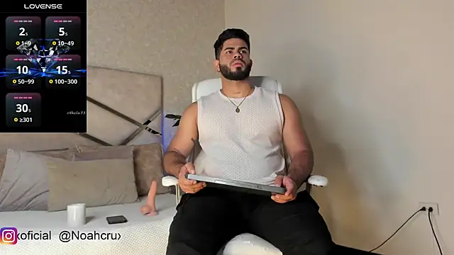 noah crux online show from January 28, 12:11 pm