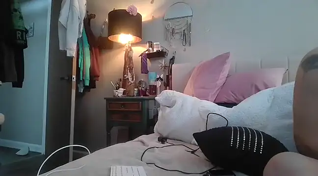 SpAzZ1234 online show from February 19, 1:50 pm