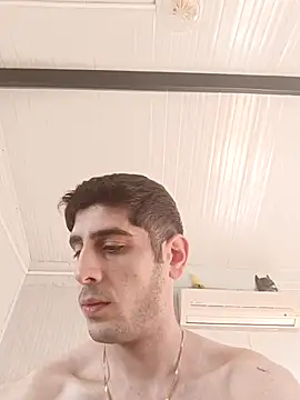 arenn1997 online show from December 19, 12:35 pm